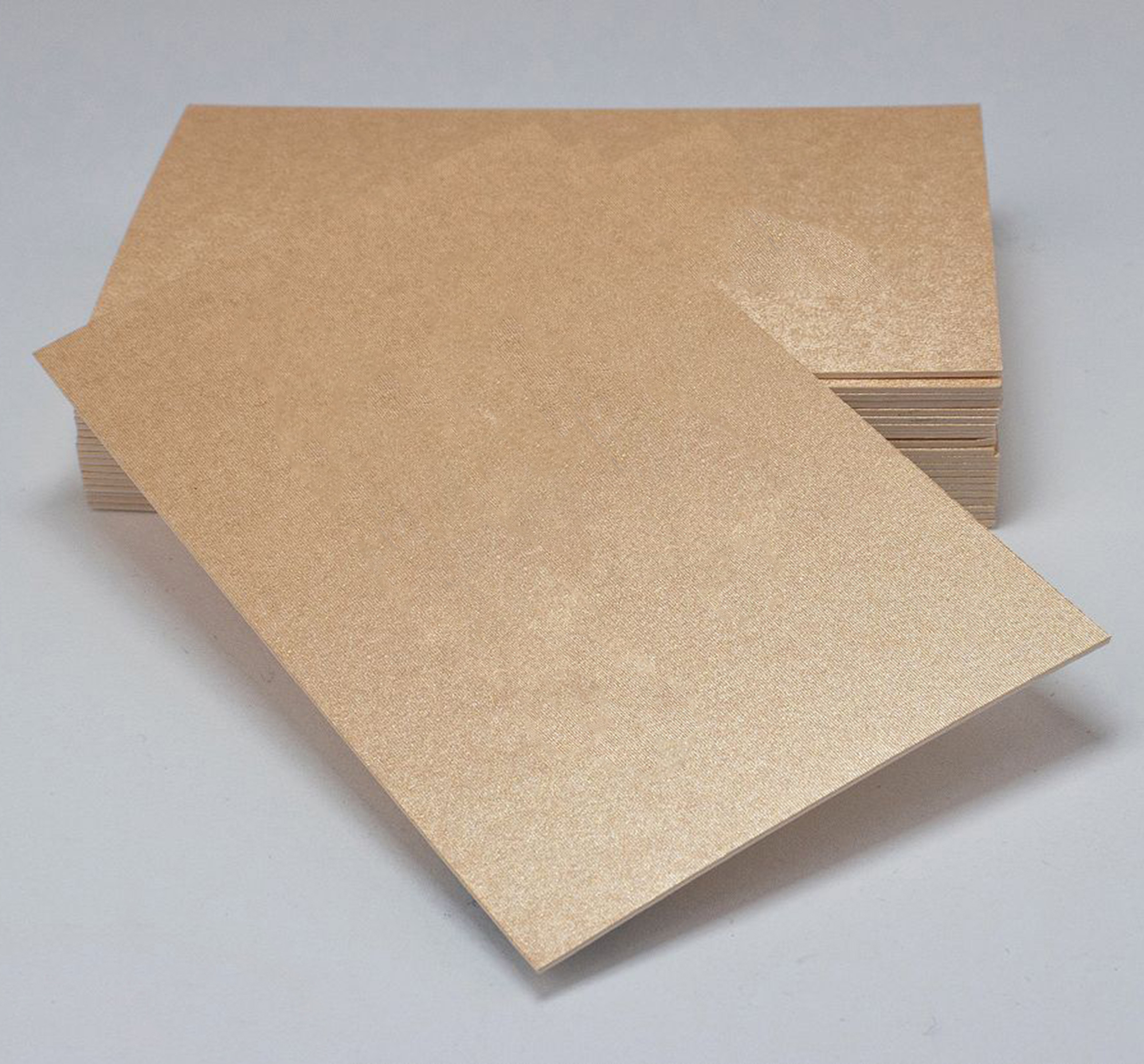 gmund-gold-luxury-foil-business-card_1